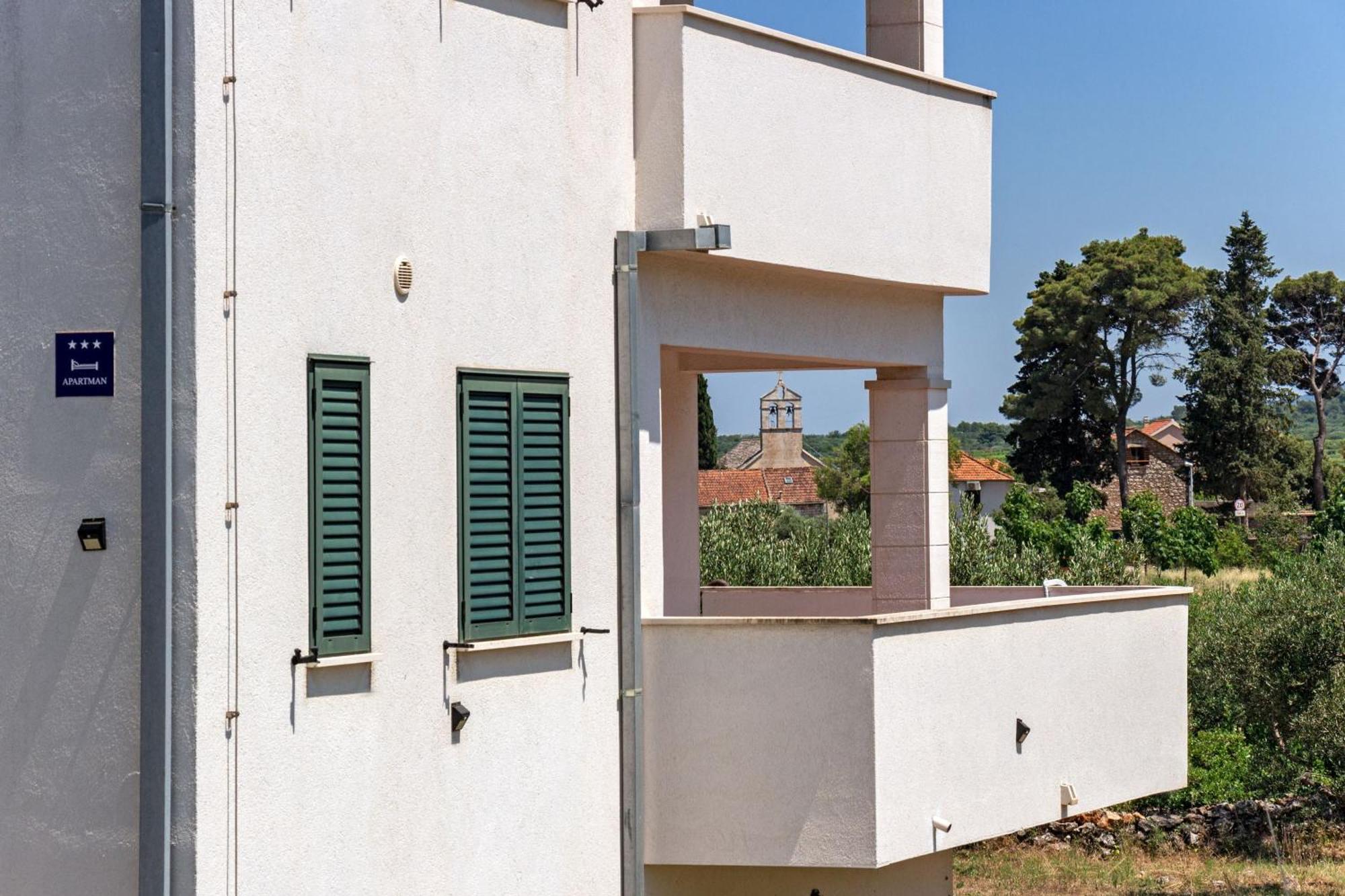 Apartment Mandalina House Stari Grad  Exterior photo